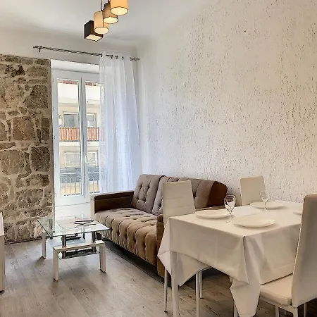 Apartment 2-bedrooms аpartment Port With Parking Nice